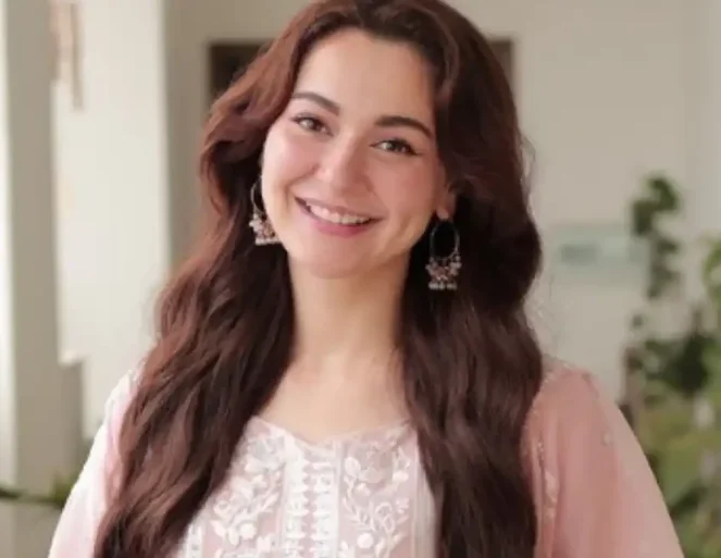 Hania Amir